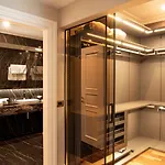 Radisson Collection Morina Hotel, Tirana 酒店 Selitë e Vogël