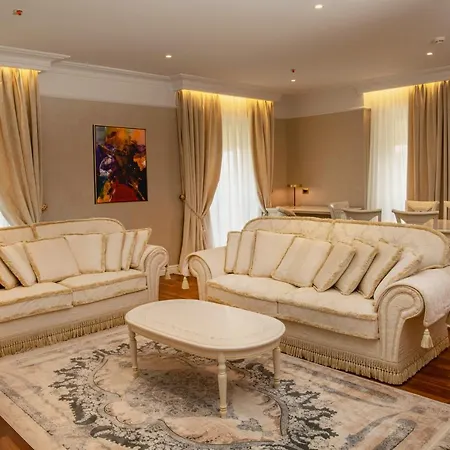 Radisson Collection Morina Hotel, Tirana Selitë e Vogël