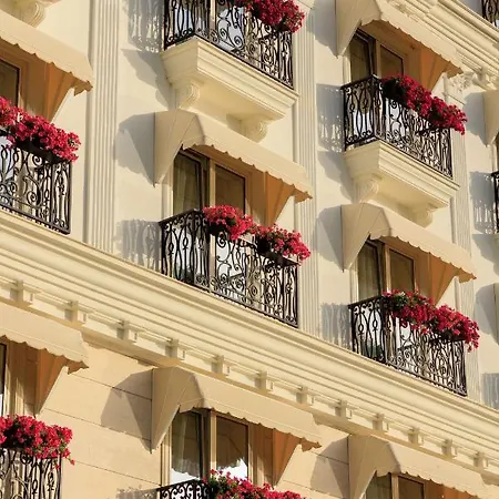 Ξενοδοχείο Radisson Collection Morina Hotel, Tirana 4*