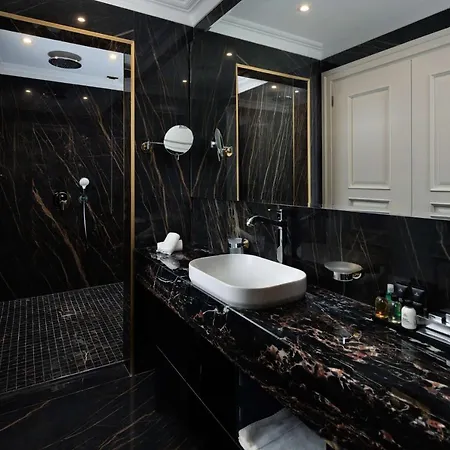 Hotel Radisson Collection Morina Hotel, Tirana 3*