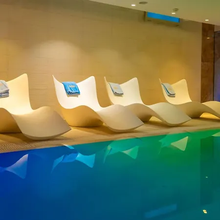Radisson Collection Morina Hotel, Tirana 3*