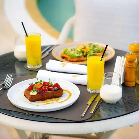 Radisson Collection Morina Hotel, Tirana 酒店 Selitë e Vogël