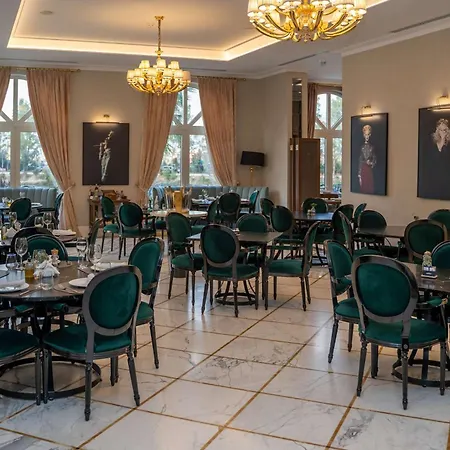 מלון Radisson Collection Morina Hotel, Tirana