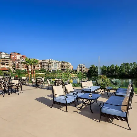 Radisson Collection Morina Hotel, Tirana Selitë e Vogël