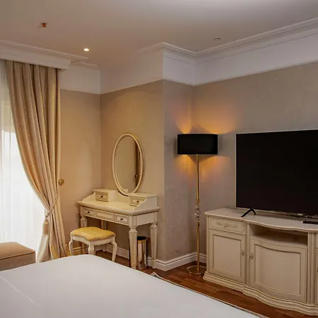 Radisson Collection Morina Hotel, Tirana Hotel Selita e Vogel