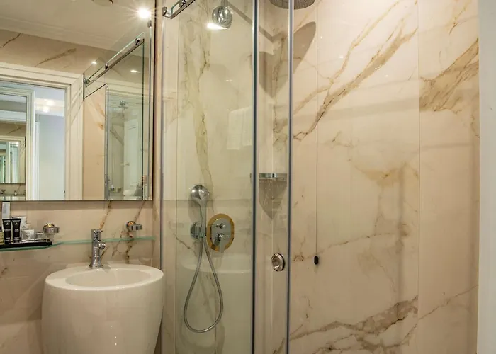 Hotel Radisson Collection Morina Hotel, Tirana Selita e Vogel