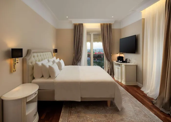 Radisson Collection Morina Hotel, Tirana 4*
