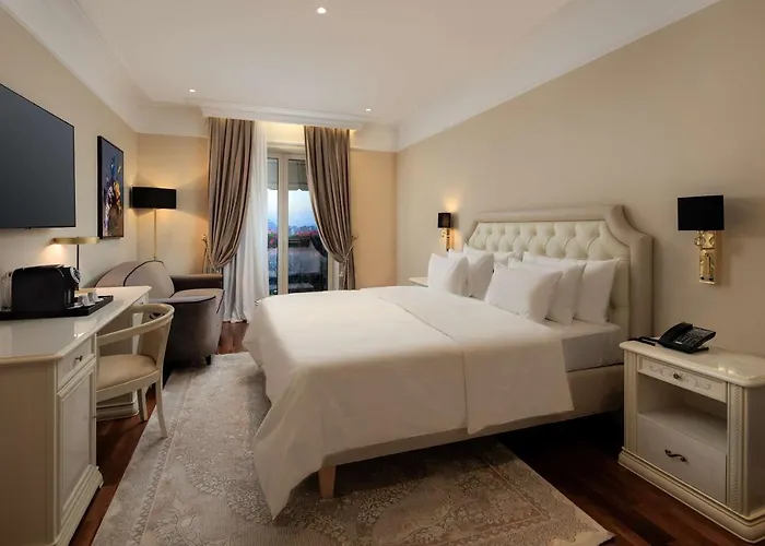 Radisson Collection Morina Hotel, Tirana Hotel Selitë e Vogël