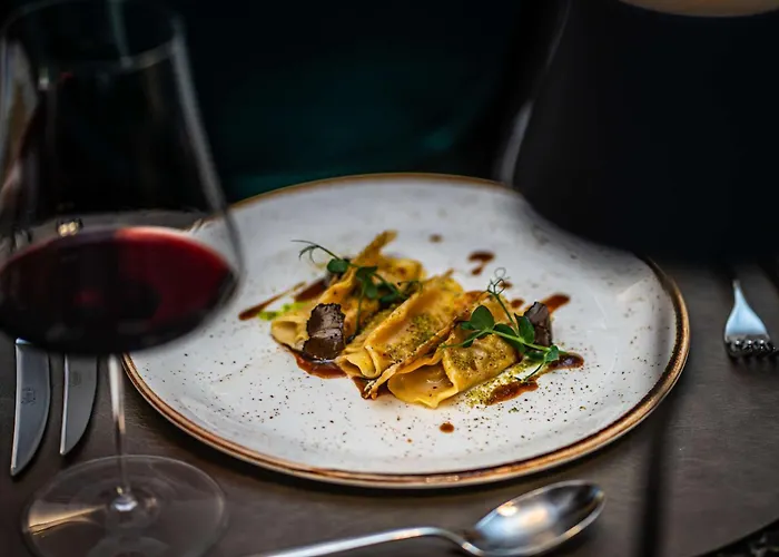 Radisson Collection Morina Hotel, Tirana Selita e Vogel