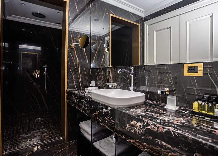 Radisson Collection Morina Hotel, Tirana 4*